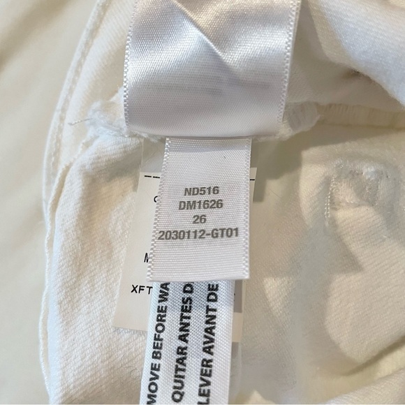 Madewell The Perfect Vintage Straight Jean in Tile White: Ripped Knee Edition 26 - Picture 9 of 13